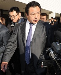 「九重落とし」動いた出羽海一門 しこり抱えた相撲協会