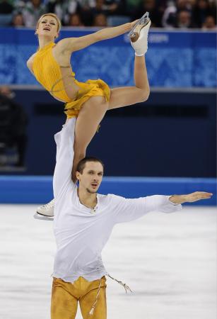 岡田が５位、スノボ女子過去最高 フィギュアペアはロシアがＶ