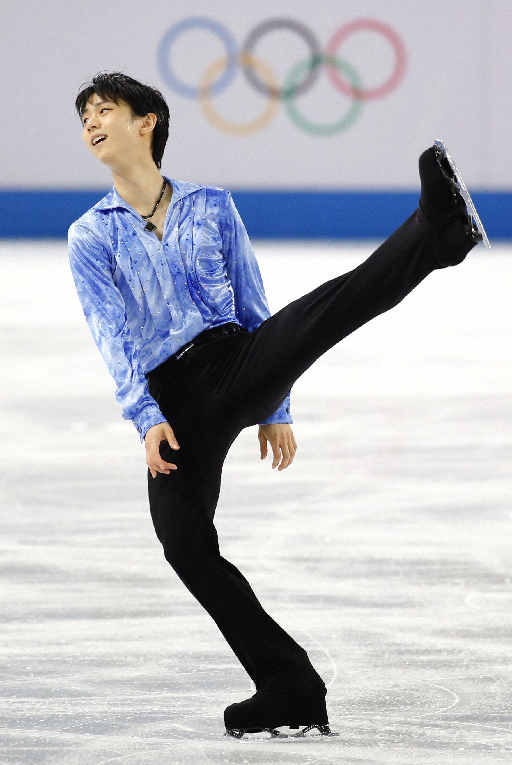 羽生が金メダル、五輪男子フィギュアで日本人初