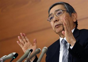 アングル：黒田日銀総裁、ＧＤＰ下振れ時の対応に言及