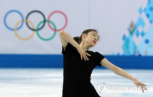 浅田真央、金妍児らが前日練習＝１９日に女子ＳＰ〔五輪・フィギュア〕