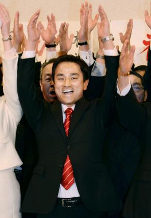 山口県知事選 自公推薦の村岡氏が初当選