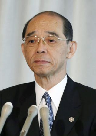 竹崎・最高裁長官:退任へ 健康上の理由、任期途中で