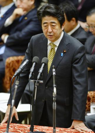 集団的自衛権:閣議決定前に国会議論…首相が軌道修正