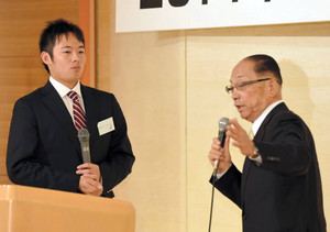 松井裕、怒られた 新人研修会で「声が小さい」