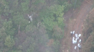 豊田市の山林で２人乗り小型機墜落