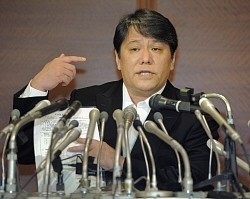 佐村河内氏が会見、謝罪と反論