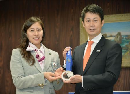 スノボ竹内選手が広島県庁訪問 ソチ五輪銀