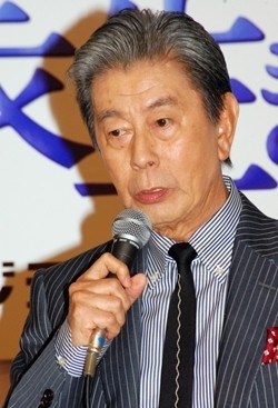 &quot;赤いシリーズ&quot;などで活躍･宇津井健さん、慢性呼吸不全で死去 82歳