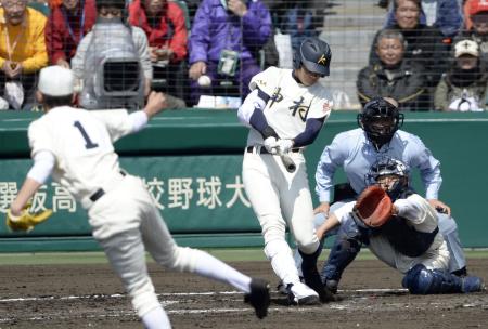 両親へ「プレゼント」 神村学園・山本、大会１号ＨＲ