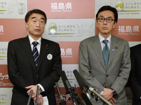 中間貯蔵施設２町集約を容認 環境相と復興相、地元伝達