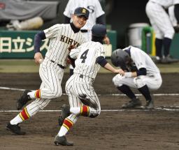 桐生第一が再試合制し８強、広島新庄に４－０