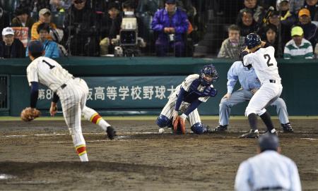 ３連投山田、痛恨の暴投＝高校野球・桐生第一