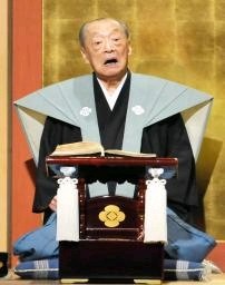 待ってました！…竹本住大夫さんの引退公演開幕