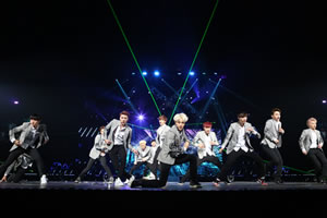 ＥＸＯ、日本初イベントで10万人動員