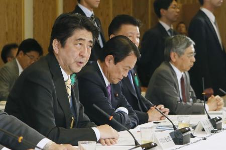 「混合診療」解禁で歯止め策 政府・規制改革会議