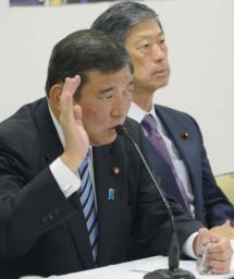 集団的自衛権、事後承認での行使を検討 安倍内閣