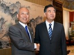 訪中の舛添知事、副首相と会談…交流推進で合意