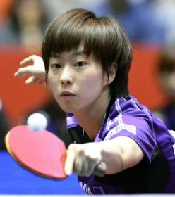 卓球:世界選手権団体戦 日本女子４連勝