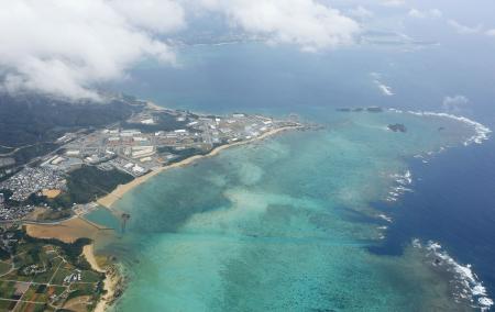 47NEWS ＞ 共同ニュース ＞ 辺野古着手、秋に前倒し検討 政府、普天間の移設工事