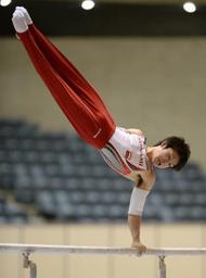 内村航平、史上初の７連覇 体操・全日本個人総合選手権