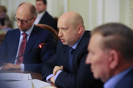 ウクライナで円卓会議、親ロシア派は参加せず