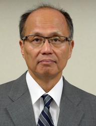 法制局長官:横畠次長が昇格「職責果たす」 小松氏退任で