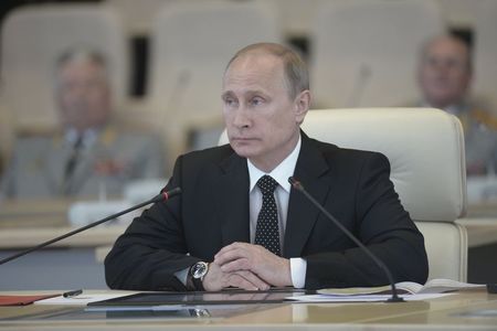 プーチン大統領、ウクライナ国境沿いのロシア軍に帰還命じる