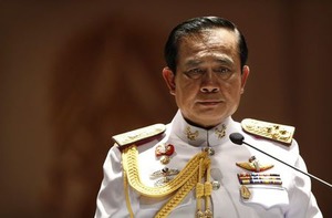 タイ国王、軍の実権掌握を承認 司令官が方針表明へ