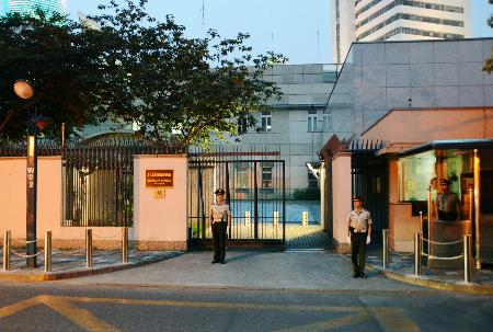 大阪准看護師遺棄 同級生の女、上海の日本総領事館に出頭