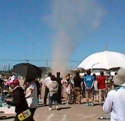 小学校の運動会中につむじ風 北海道旭川市