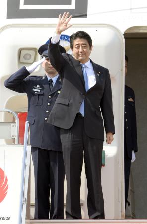 安倍首相がベルギー入り