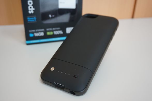 ストレージ&amp;バッテリー付きiPhoneケース「mophie space pack」を試す