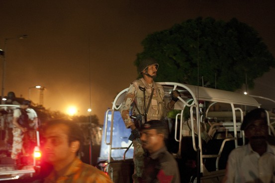 タリバーン系が空港襲撃の犯行声明 「前司令官殺害の報復」