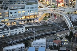 小田急線:脱線で相模大野−大和間は運転再開できず