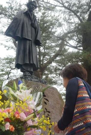 青森）生誕１０５年記念 太宰治ファン集う