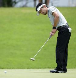 男子ゴルフ:竹谷佳孝が初優勝 日本ツアー選手権