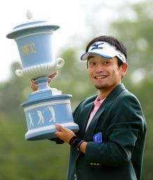 竹谷がツアー初優勝 ツアー選手権最終日