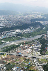 東名・中央・関越道が直結 圏央道、きょう部分開通