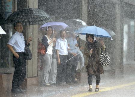 九州各地で大雨続く 鹿児島は１時間８８・５ミリ