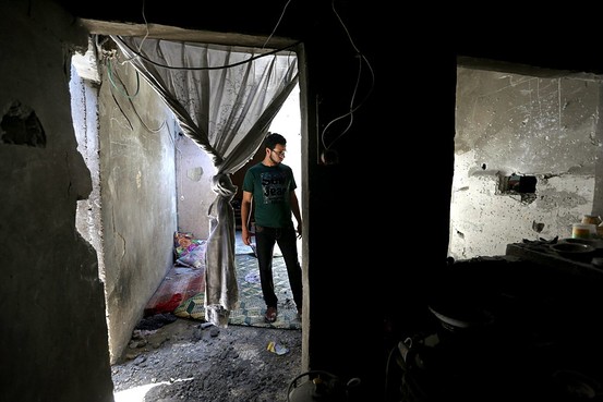 イスラエルの地上侵攻、２日目に ４万人が家を失う