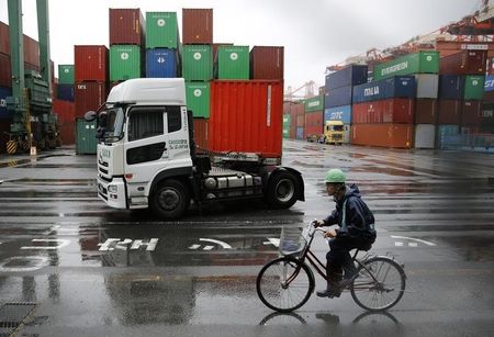 財務省／2014年上半期の貿易統計、輸出3.2％増、輸入10.0％増