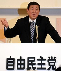 続投狙う石破幹事長、首相は入閣念頭…綱引き