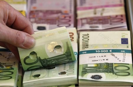 ドルが対ユーロで8カ月ぶり高値、独指標悪化受け＝ＮＹ市場