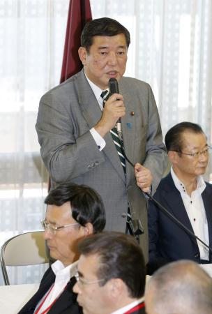 石破氏 統一選は「地方創生」重点に