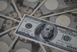 ＮＹ外為市場＝ドル下落、ウクライナ危機受け円・スイスフランに安全買い