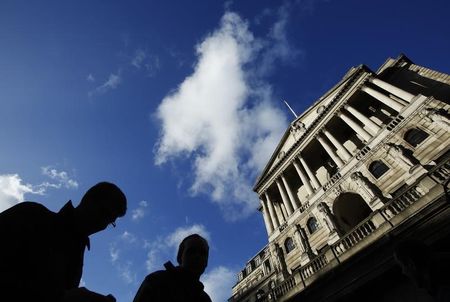 焦点：英中銀の段階的利上げ計画にリスクも