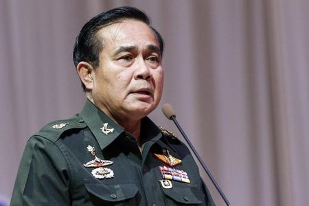 タイ暫定首相に陸軍司令官