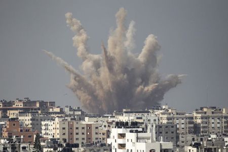 イスラエルとハマス、本格停戦で合意