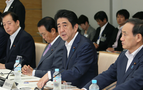 地方創生で使途自由の新交付金 15年度にも創設検討